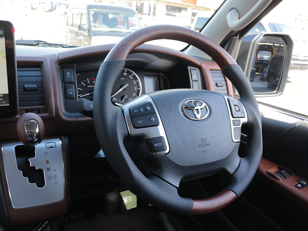 令和７年式アースカラーパッケージ２８００ディーゼル４WDブラックエディション完成！今回は前後バンパー同色にしてみました！アルパインＢＩＧ－Ｘ１１インチナビビルトインＥＴＣ２．０ＨＤＭＩソケット増設！！