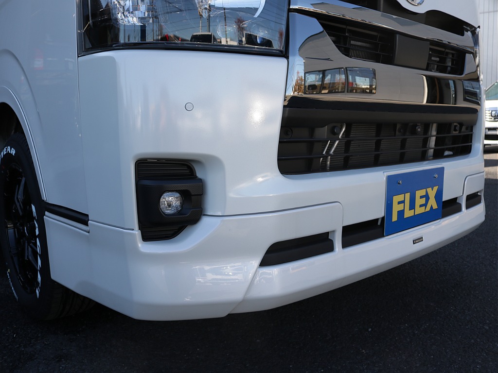 令和４年式ダークプライムⅡ２８００ディーゼル４WDカスタム車両入庫！モデリスタフルエアロＫＩＴオリジナル１７インチアルミオリジナルオーバーフェンダーオリジナルＬＥＤテールライトオリジナルベットＫＩＴ！