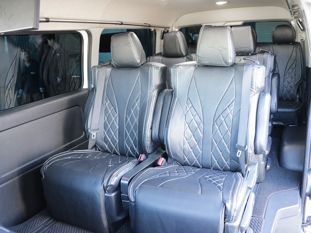 ファインテックツアラー豪華キャプテンシート新品オリジナルシートカバー装着済み！！