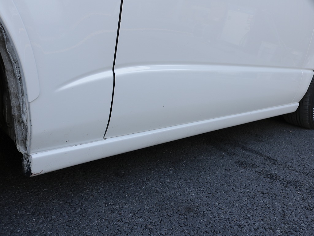 令和３年式希少ファインテックツアラー２７００ガソリン２WDキャプテンシート搭載カスタム車両入庫！アルパインＢＩＧ－Ｘ１１インチナビアルパイン１２．８フリップダウンモニタービルトインＥＴＣ２．０装備！！