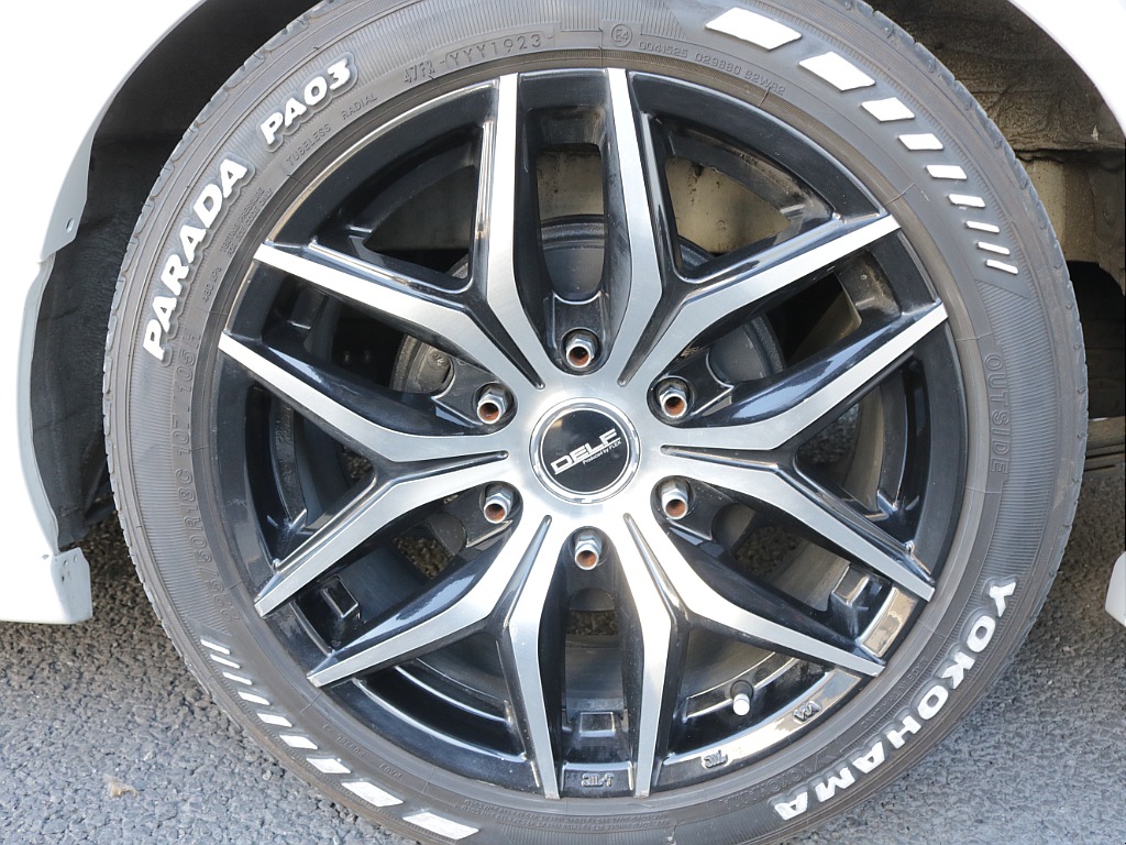 令和３年式希少ファインテックツアラー２７００ガソリン２WDキャプテンシート搭載カスタム車両入庫！アルパインＢＩＧ－Ｘ１１インチナビアルパイン１２．８フリップダウンモニタービルトインＥＴＣ２．０装備！！