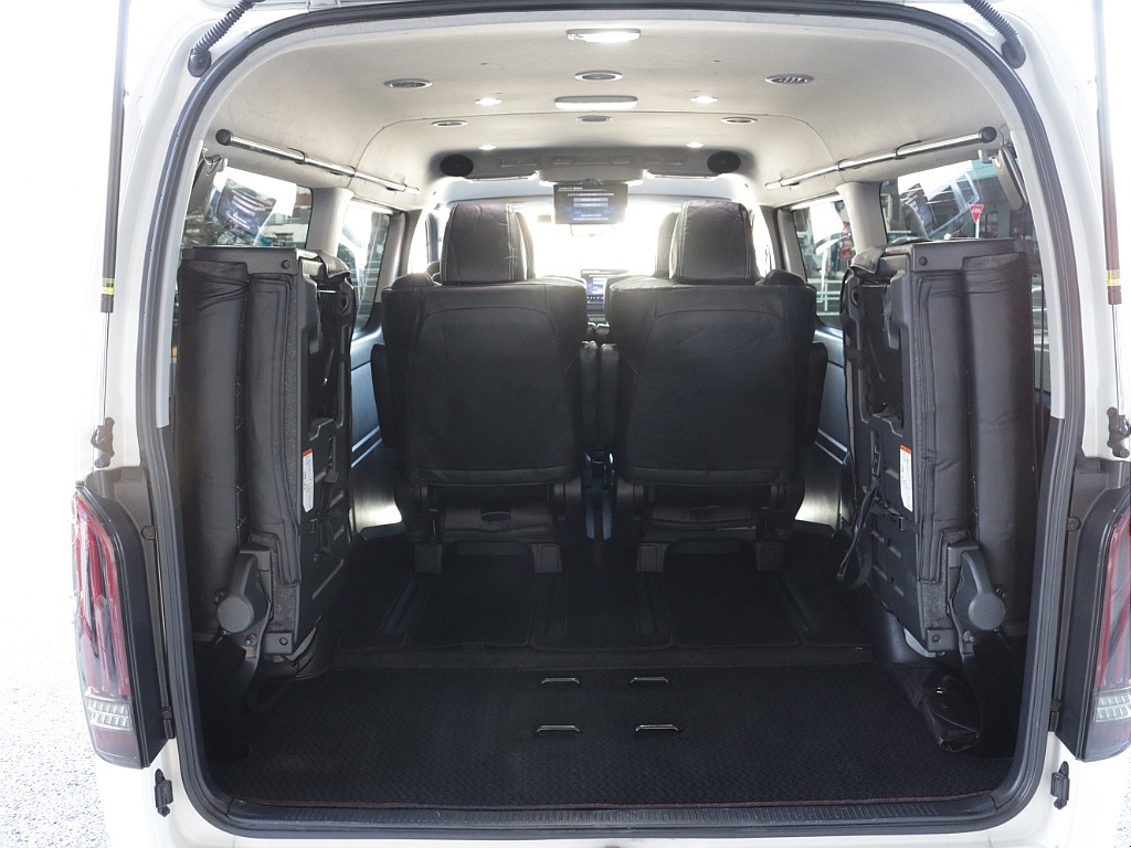 令和３年式希少ファインテックツアラー２７００ガソリン２WDキャプテンシート搭載カスタム車両入庫！アルパインＢＩＧ－Ｘ１１インチナビアルパイン１２．８フリップダウンモニタービルトインＥＴＣ２．０装備！！