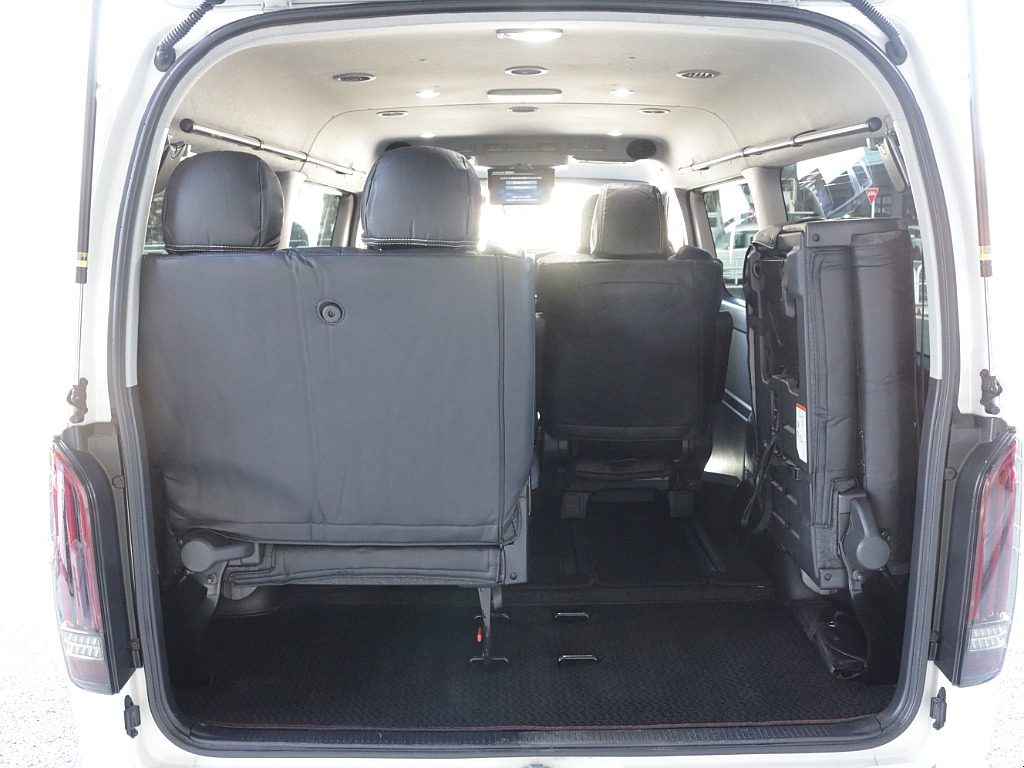 令和３年式希少ファインテックツアラー２７００ガソリン２WDキャプテンシート搭載カスタム車両入庫！アルパインＢＩＧ－Ｘ１１インチナビアルパイン１２．８フリップダウンモニタービルトインＥＴＣ２．０装備！！