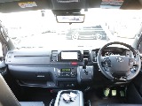 令和５年式ハイエースＶダークプライムⅡ２８００ディーゼル４ＷＤフレックスカスタム車両入庫！オリジナルフロントスポイラーオリジナル１７インチアルミオリジナルＬＥＤテールパイオニアナビフリップダウン装備！