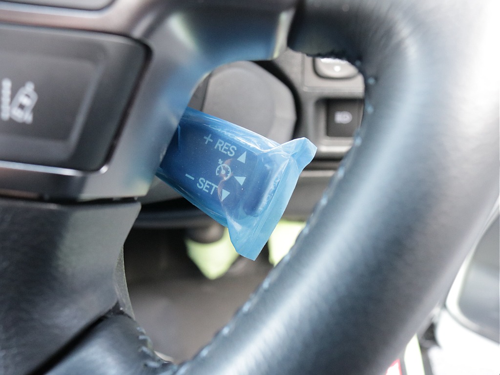 令和５年式ハイエースＶダークプライムⅡ２８００ディーゼル４ＷＤフレックスカスタム車両入庫！オリジナルフロントスポイラーオリジナル１７インチアルミオリジナルＬＥＤテールパイオニアナビフリップダウン装備！