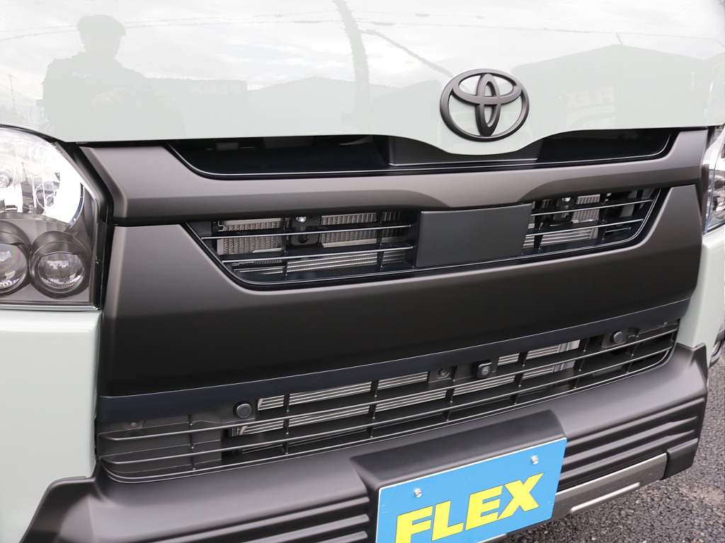 令和７年式アースカラーパッケージ２８００ディーゼル４WDブラックエディション完成！オリジナルフロントバンパー前後バンパー同色塗装オリジナル１６インチアルミオリジナルLEDテールアルパインＢＩＧ－Ｘナビ