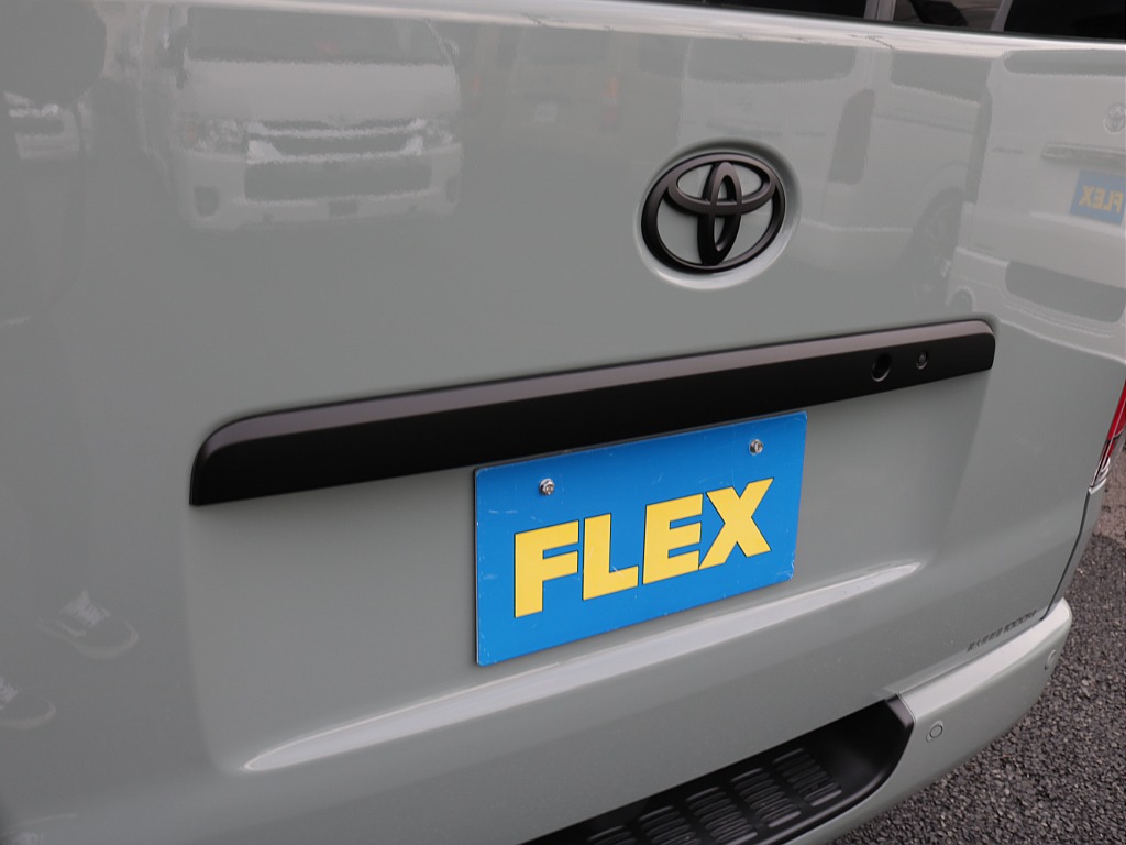 令和７年式アースカラーパッケージ２８００ディーゼル４WDブラックエディション完成！オリジナルフロントバンパー前後バンパー同色塗装オリジナル１６インチアルミオリジナルLEDテールアルパインＢＩＧ－Ｘナビ