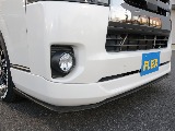 令和１年式ダークプライムⅡ２０００ガソリン２WDカスタムハイエース入庫！！ＥＳＳＥＸフロントスポイラーオリジナル１７インチアルミ２インチローダウンアルパイン８インチナビアルパイン１２．８フリップダウン