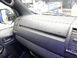 令和１年式ダークプライムⅡ２０００ガソリン２WDカスタムハイエース入庫！！ＥＳＳＥＸフロントスポイラーオリジナル１７インチアルミ２インチローダウンアルパイン８インチナビアルパイン１２．８フリップダウン