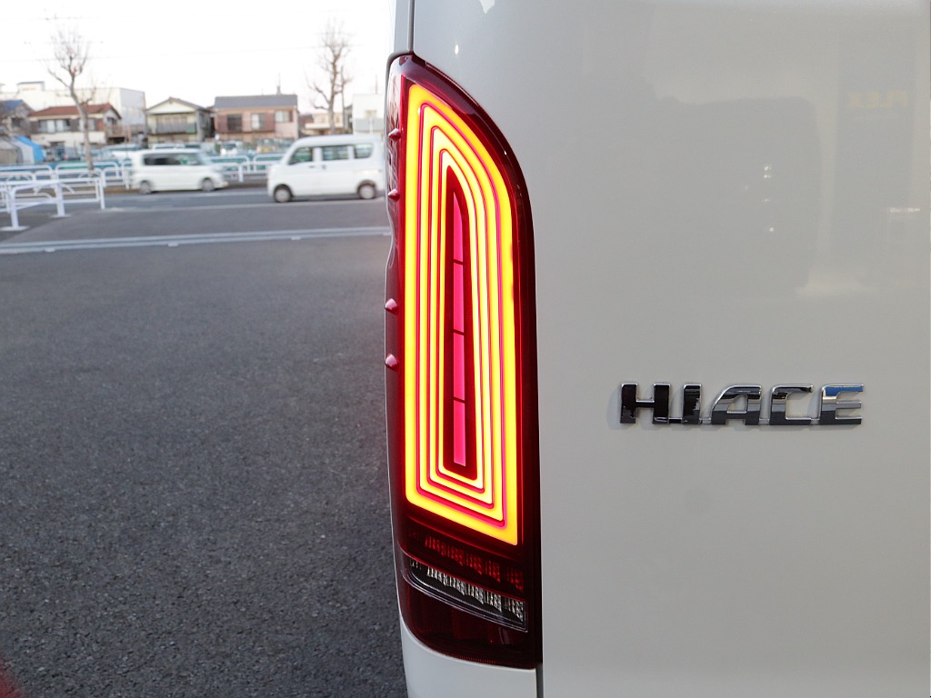 新品オリジナルネオトレースＬＥＤテールライト装着済み！！