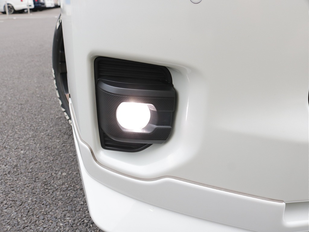 令和４年式ワゴンＧＬ２７００ガソリン４ＷＤファミリに好評のＶｅｒ１シートアレンジ施工車両入庫！パナソニック９インチナビパイオニアフリップダウンモニター装備オリジナルパーツ多数装備済み！！