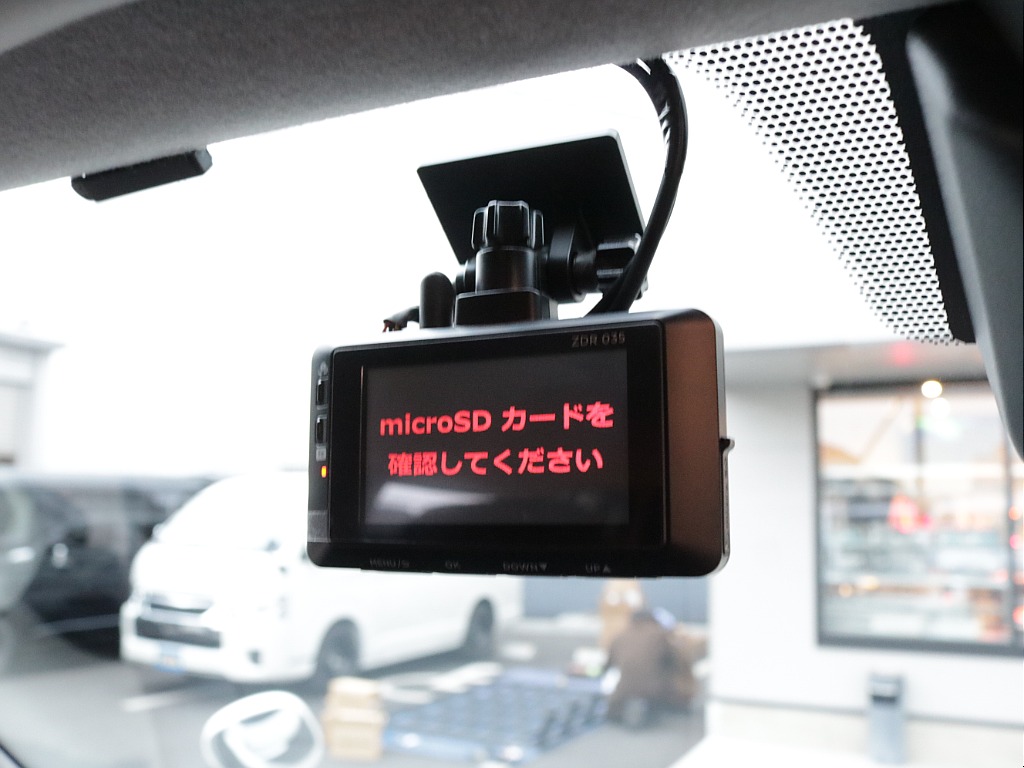 令和４年式ワゴンＧＬ２７００ガソリン４ＷＤファミリに好評のＶｅｒ１シートアレンジ施工車両入庫！パナソニック９インチナビパイオニアフリップダウンモニター装備オリジナルパーツ多数装備済み！！