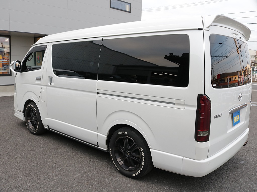 リアフィルム５面ブラック施工済み！！