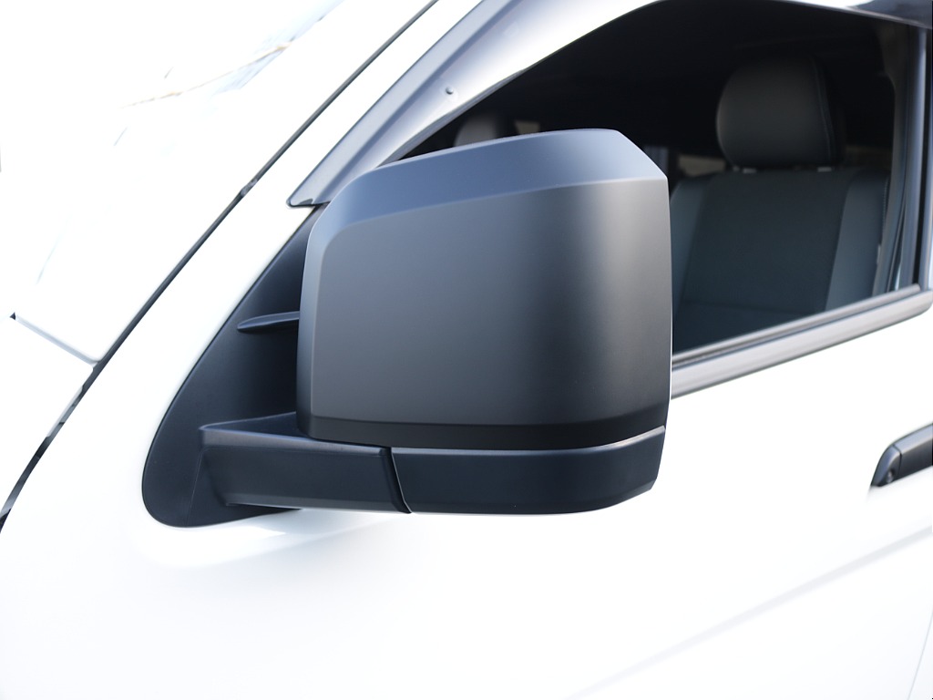 令和５年式ハイエースＶダークプライムⅡ２８００ディーゼル４ＷＤブラックエディション完成！オリジナルフロントバンパーオリジナルオーバーフェンダーオリジナル１６インチアルミアルパインＢＩＧ－Ｘ１１インチ！