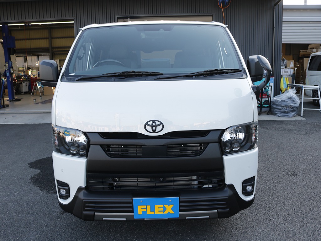 引き締まったフロントマスクになります！！