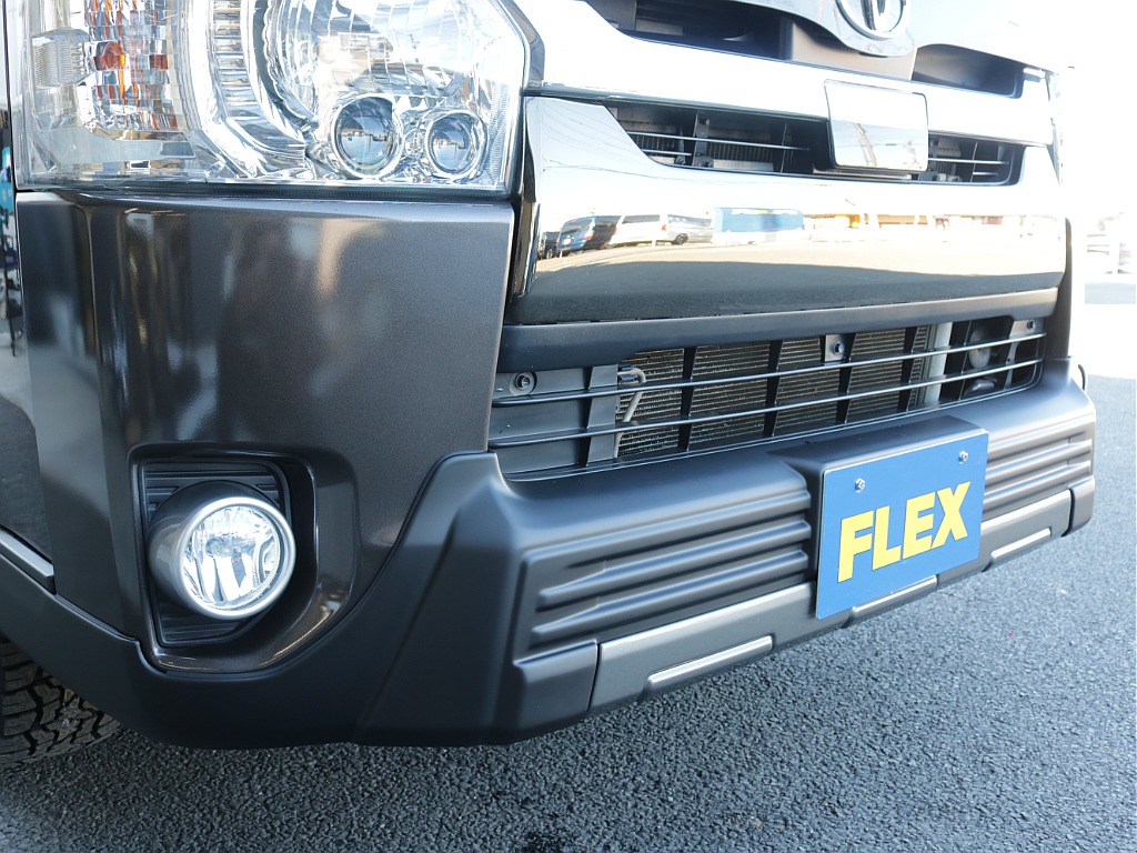 令和１年式希少５０周年特別仕様車２８００ディーゼル４WDカスタム車両入庫！オリジナルフロントバンパーオリジナル１６インチアルミグラントレック１６インチタイヤオリジナルオーバーフェンダータイプⅡベット！