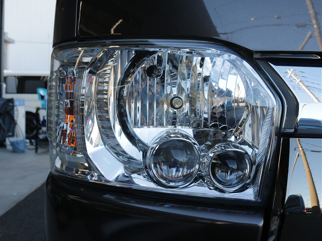 令和１年式希少５０周年特別仕様車２８００ディーゼル４WDカスタム車両入庫！オリジナルフロントバンパーオリジナル１６インチアルミグラントレック１６インチタイヤオリジナルオーバーフェンダータイプⅡベット！