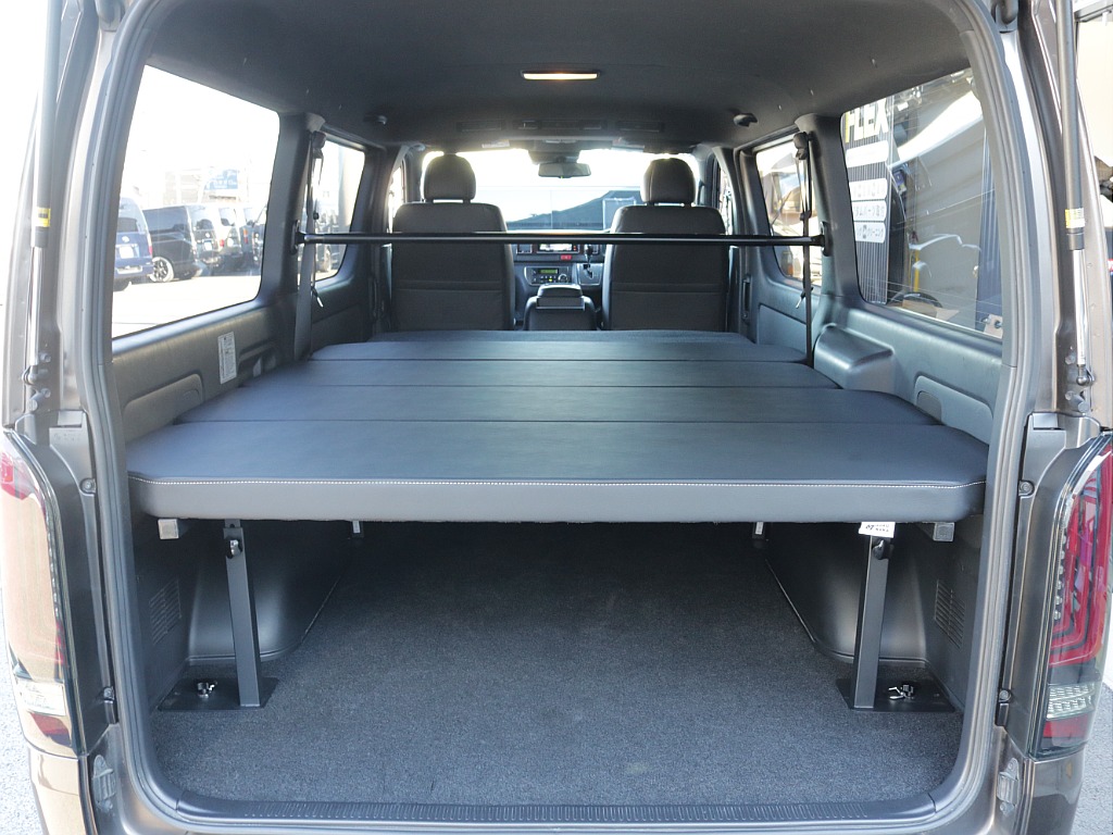 令和１年式希少５０周年特別仕様車２８００ディーゼル４WDカスタム車両入庫！オリジナルフロントバンパーオリジナル１６インチアルミグラントレック１６インチタイヤオリジナルオーバーフェンダータイプⅡベット！