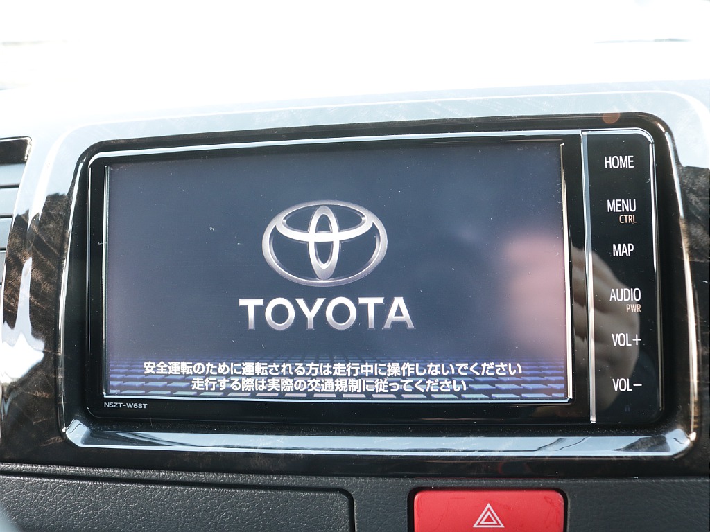 トヨタ純正７インチワイドＳＤナビ装着済み！！