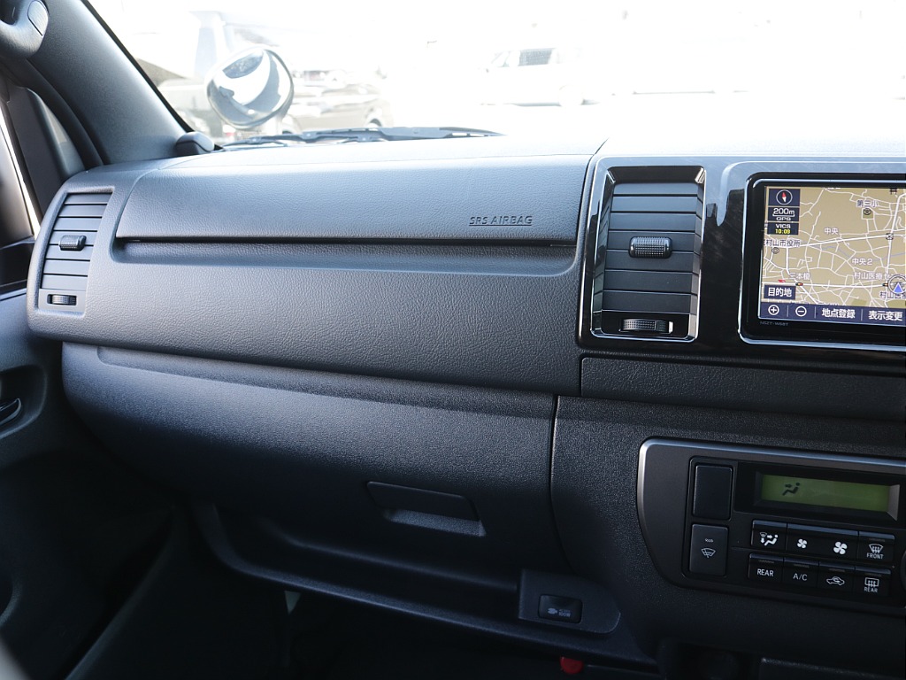 令和４年式ダークプライムⅡ２８００ディーゼル４WDブラックエディション完成！ＴＲＤフロントバンパーＴＲＤサイドバーＴＲＤリアスポイラーＴＲＤマッドガードオリジナル１６インチアルミベットＫＩＴ装着済み！