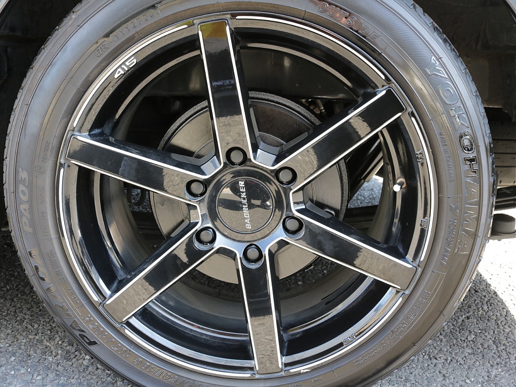 令和６年式ダークプライムⅡ希少ワイドＶディーゼルターボカスタム車両入庫！オリジナルフロントスポイラーオリジナルオーバーフェンダーオリジナルＬＥＤテールライト２インチダウン４１５コブラ１８インチアルミ！