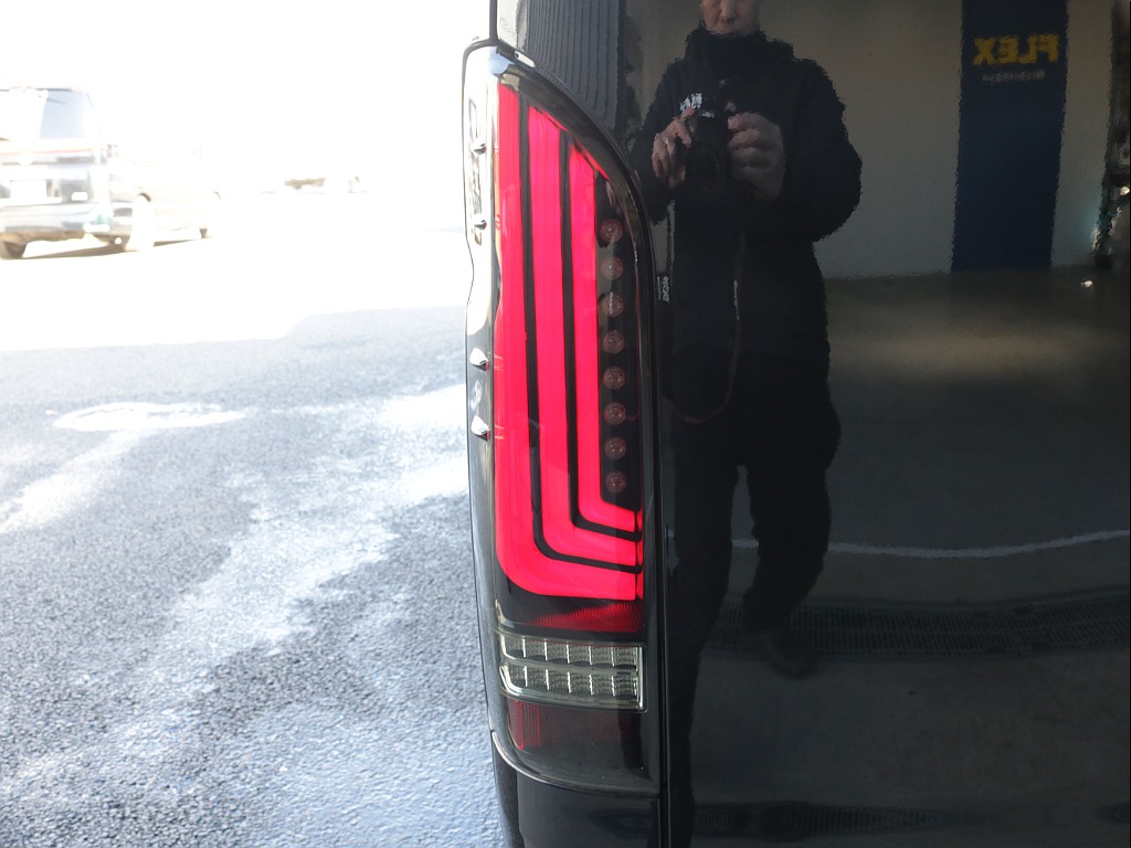 令和７年式ダークプライムⅡ２８００ディーゼル４WDブラックエディション完成！オリジナルフロントバンパーオリジナル１６インチアルミオリジナルオーバーフェンダーオリジナルベットKITアルパインＢＩＧ－Ｘ！