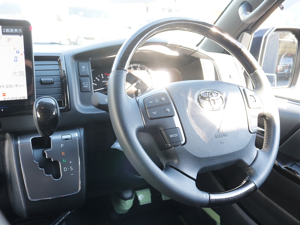 令和７年式ダークプライムⅡ２８００ディーゼル４WDブラックエディション完成！オリジナルフロントバンパーオリジナル１６インチアルミオリジナルオーバーフェンダーオリジナルベットKITアルパインＢＩＧ－Ｘ！