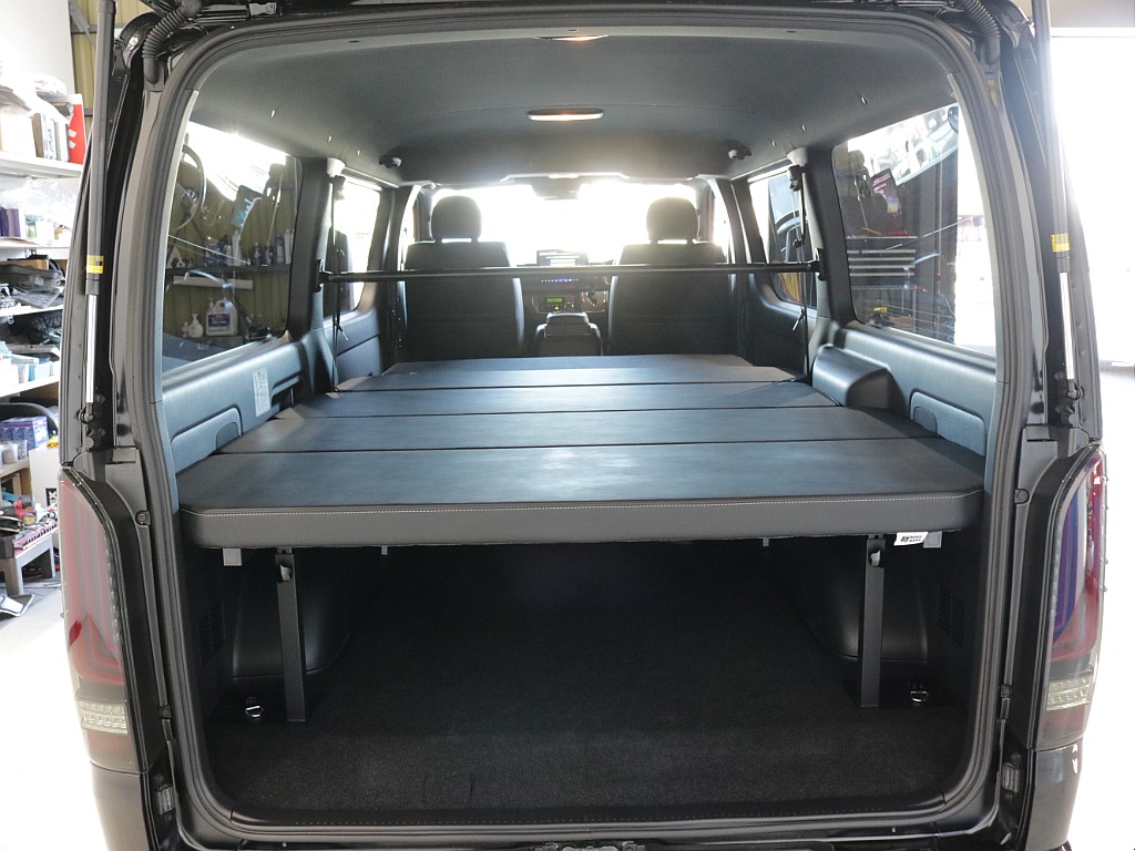 令和７年式ダークプライムⅡ２８００ディーゼル４WDブラックエディション完成！オリジナルフロントバンパーオリジナル１６インチアルミオリジナルオーバーフェンダーオリジナルベットKITアルパインＢＩＧ－Ｘ！