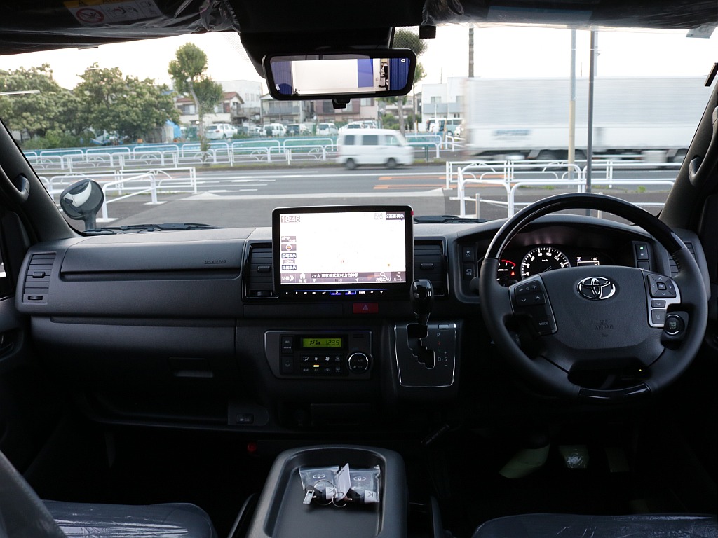 令和７年式ダークプライムＳ２８００ディーゼル４ＷＤカスタム車両入庫！オリジナルフロントバンパーオリジナル１６インチアルミオリジナルオーバーフェンダーオリジナルＬＥＤテールオリジナルタイプⅡベットＫＩＴ