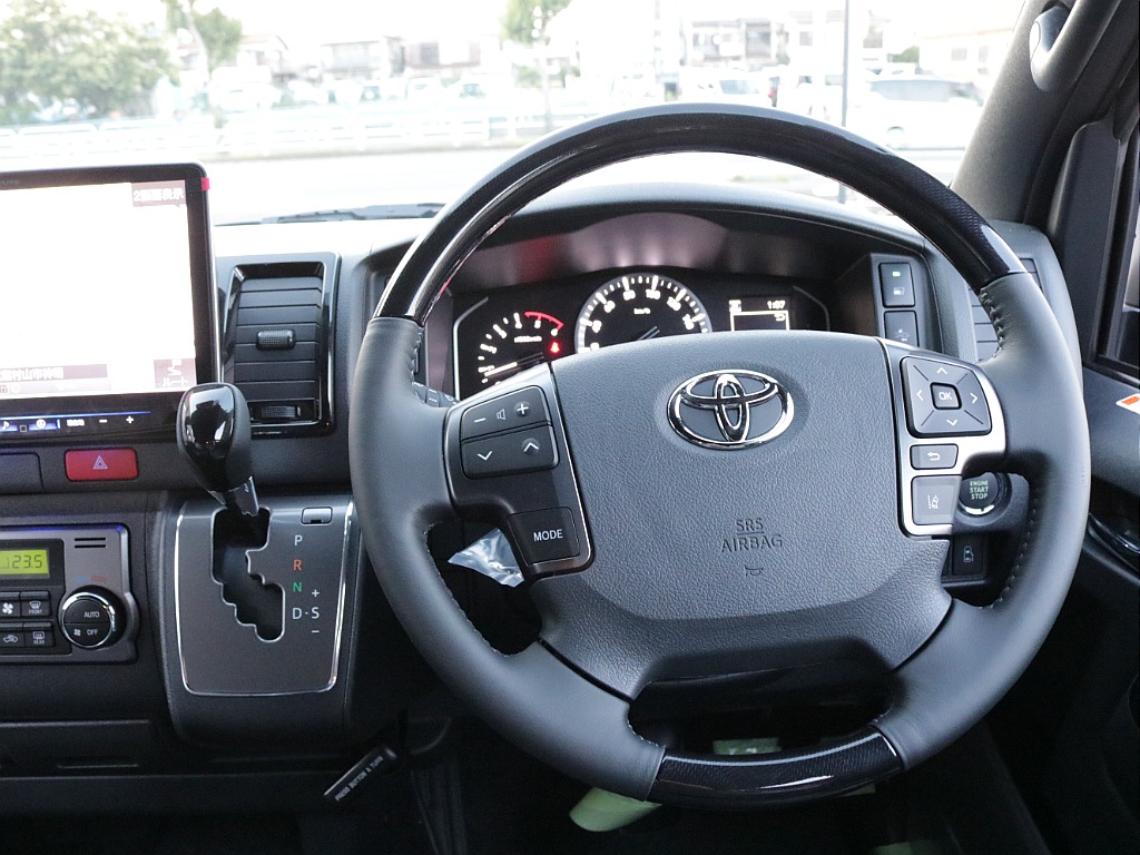 令和７年式ダークプライムＳ２８００ディーゼル４ＷＤカスタム車両入庫！オリジナルフロントバンパーオリジナル１６インチアルミオリジナルオーバーフェンダーオリジナルＬＥＤテールオリジナルタイプⅡベットＫＩＴ