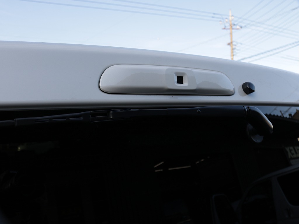 令和７年式ダークプライムＳ２８００ディーゼル４ＷＤカスタム車両入庫！！アルパインＢＩＧ－Ｘ１１インチナビビルトインＥＴＣ装備ＨＤＭＩソケットオリジナルフロントバンパーオリジナルベットＫＩＴタイプⅡ装備