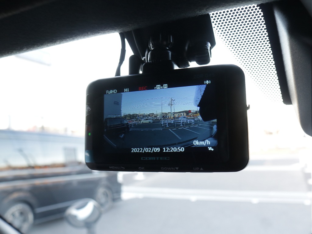 令和７年式ダークプライムＳ２８００ディーゼル４ＷＤカスタム車両入庫！！アルパインＢＩＧ－Ｘ１１インチナビビルトインＥＴＣ装備ＨＤＭＩソケットオリジナルフロントバンパーオリジナルベットＫＩＴタイプⅡ装備