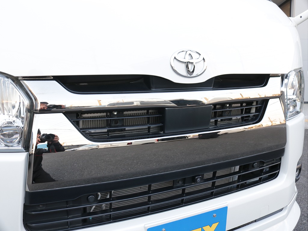 令和５年式ダークプライムⅡ２０００ガソリン２WDフレックスカスタム車両入庫！オリジナルスポイラーオリジナルオーバーフェンダーオリジナルＬＥＤテールライトオリジナル１７インチアルミ床張りベットＫＩＴ装備