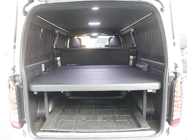 オリジナルタイプⅡベットＫＩＴリア全面床張り施工済み！！