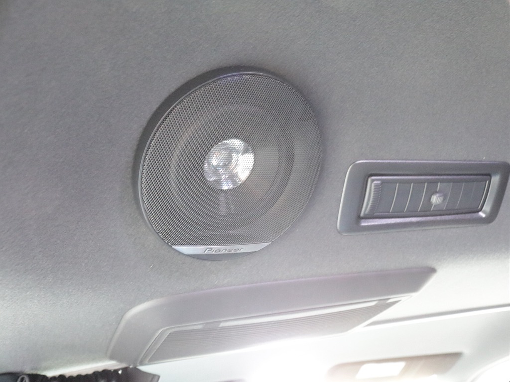 令和５年式ダークプライムⅡ２０００ガソリン２WDフレックスカスタム車両入庫！オリジナルスポイラーオリジナルオーバーフェンダーオリジナルＬＥＤテールライトオリジナル１７インチアルミ床張りベットＫＩＴ装備