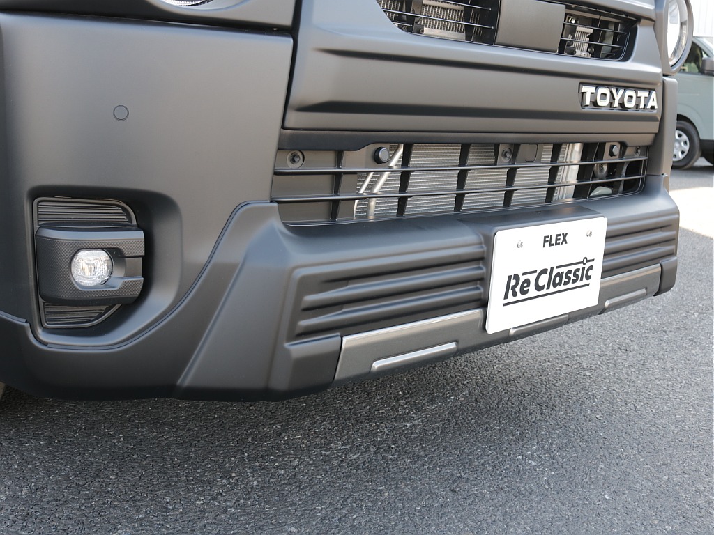 令和７年式アースカラーパッケージ２０００ガソリン２WDオリジナルＲＥクラシック丸目ライトフェイスチェンジ済み！オリジナルスポイラーオリジナル１６インチアルミアルパインメカレス１１インチＥＴＣ２．０装備