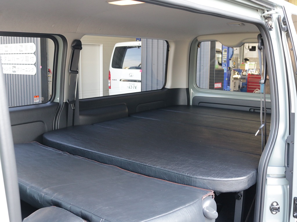 令和７年式アースカラーパッケージ２０００ガソリン２WDオリジナルＲＥクラシック丸目ライトフェイスチェンジ済み！オリジナルスポイラーオリジナル１６インチアルミアルパインメカレス１１インチＥＴＣ２．０装備