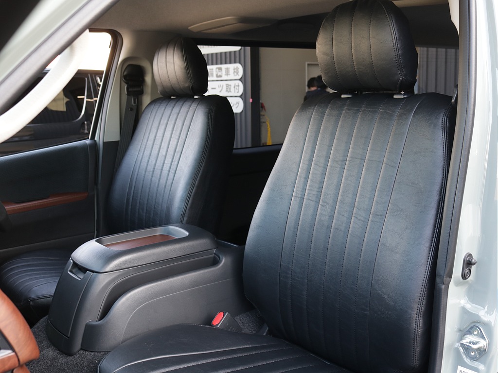 令和７年式アースカラーパッケージ２０００ガソリン２WDオリジナルＲＥクラシック丸目ライトフェイスチェンジ済み！オリジナルスポイラーオリジナル１６インチアルミアルパインメカレス１１インチＥＴＣ２．０装備