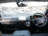 平成２４年式ハイエースＶ３０００ディーゼル４ＷＤＤＸ５ドア入庫！！トヨタ純正ＳＤナビバックカメラＥＴＣ装備！寒冷地仕様、助手席エアバック、リアヒーター、プライバシーガラス装備済み！！