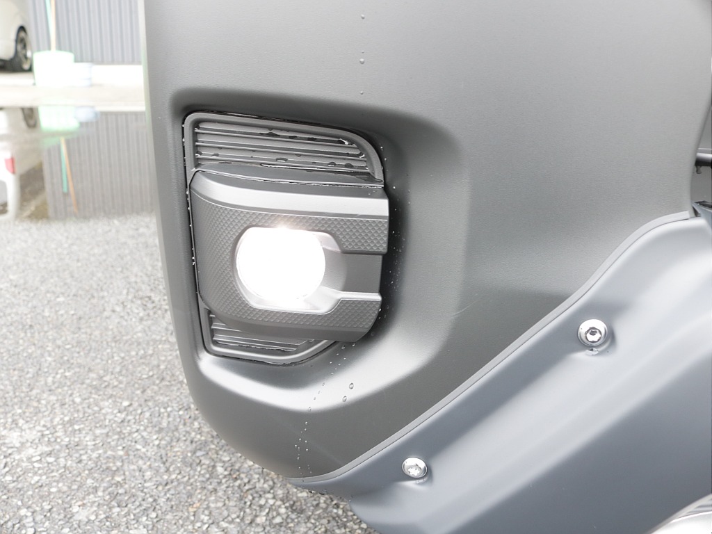 令和８年式ハイエースＶアースカラーパッケージ２０００ガソリンブラックエディション完成！ＧＲフロントバンパーオリジナル１６インチアルミオリジナルオーバーフェンダーＢＩＧ－Ｘ１１ナビＥＴＣ２．０ＨＤＭＩ！