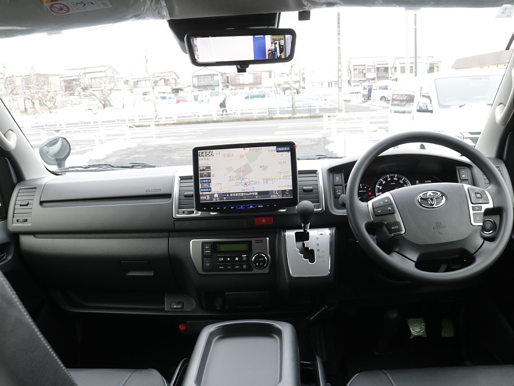 令和８年式ハイエースＶアースカラーパッケージ２０００ガソリンブラックエディション完成！ＧＲフロントバンパーオリジナル１６インチアルミオリジナルオーバーフェンダーＢＩＧ－Ｘ１１ナビＥＴＣ２．０ＨＤＭＩ！