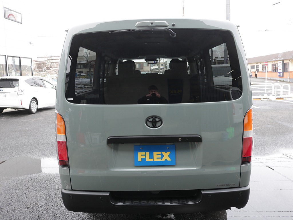 シンプルなリアビューになります！！