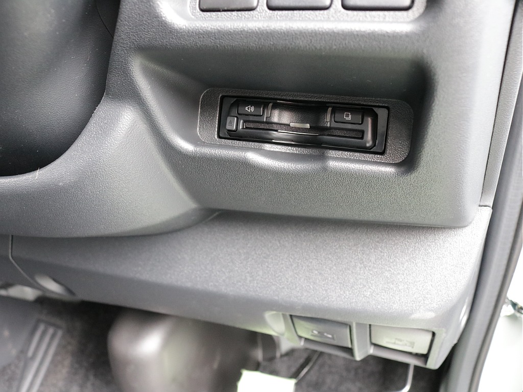 令和８年式ハイエースＶアースカラーパッケージ２０００ガソリンブラックエディション完成！ＧＲフロントバンパーオリジナル１６インチアルミオリジナルオーバーフェンダーＢＩＧ－Ｘ１１ナビＥＴＣ２．０ＨＤＭＩ！