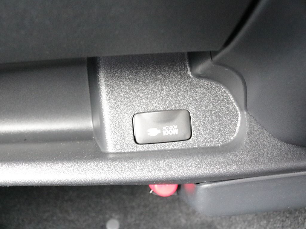 令和８年式ハイエースＶアースカラーパッケージ２０００ガソリンブラックエディション完成！ＧＲフロントバンパーオリジナル１６インチアルミオリジナルオーバーフェンダーＢＩＧ－Ｘ１１ナビＥＴＣ２．０ＨＤＭＩ！