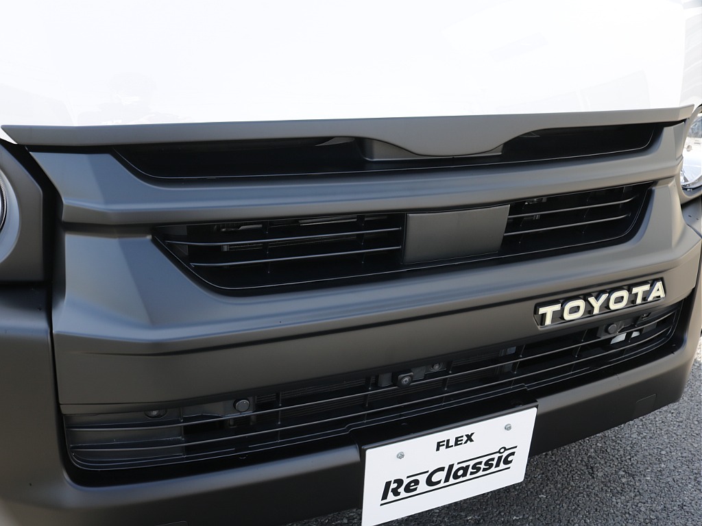 令和４年式ワゴンＧＬパールホワイト人気のＲＥクラシック丸目ライトフェイスチェンジ済み！オリジナル１６インチアルミナスカー１６インチタイヤオリジナルオーバーフェンダーオリジナルＬＥＤテールライト装着済み