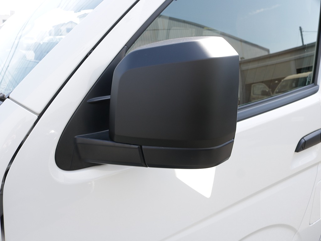 令和４年式ワゴンＧＬパールホワイト人気のＲＥクラシック丸目ライトフェイスチェンジ済み！オリジナル１６インチアルミナスカー１６インチタイヤオリジナルオーバーフェンダーオリジナルＬＥＤテールライト装着済み