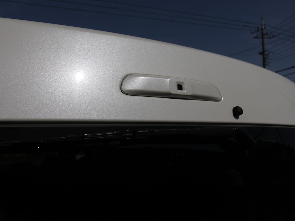 令和４年式ワゴンＧＬパールホワイト人気のＲＥクラシック丸目ライトフェイスチェンジ済み！オリジナル１６インチアルミナスカー１６インチタイヤオリジナルオーバーフェンダーオリジナルＬＥＤテールライト装着済み