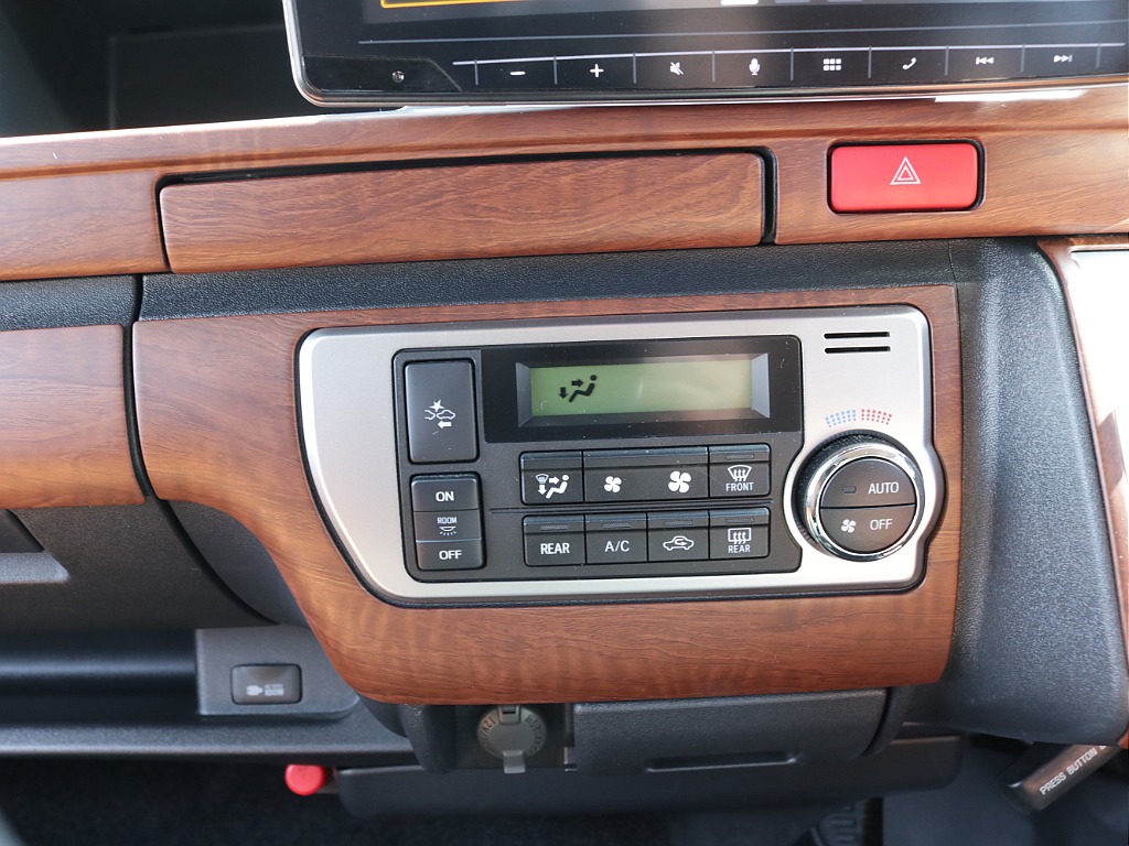 令和４年式ワゴンＧＬパールホワイト人気のＲＥクラシック丸目ライトフェイスチェンジ済み！オリジナル１６インチアルミナスカー１６インチタイヤオリジナルオーバーフェンダーオリジナルＬＥＤテールライト装着済み