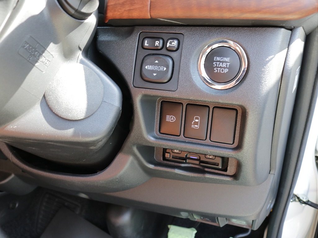 令和４年式ワゴンＧＬパールホワイト人気のＲＥクラシック丸目ライトフェイスチェンジ済み！オリジナル１６インチアルミナスカー１６インチタイヤオリジナルオーバーフェンダーオリジナルＬＥＤテールライト装着済み