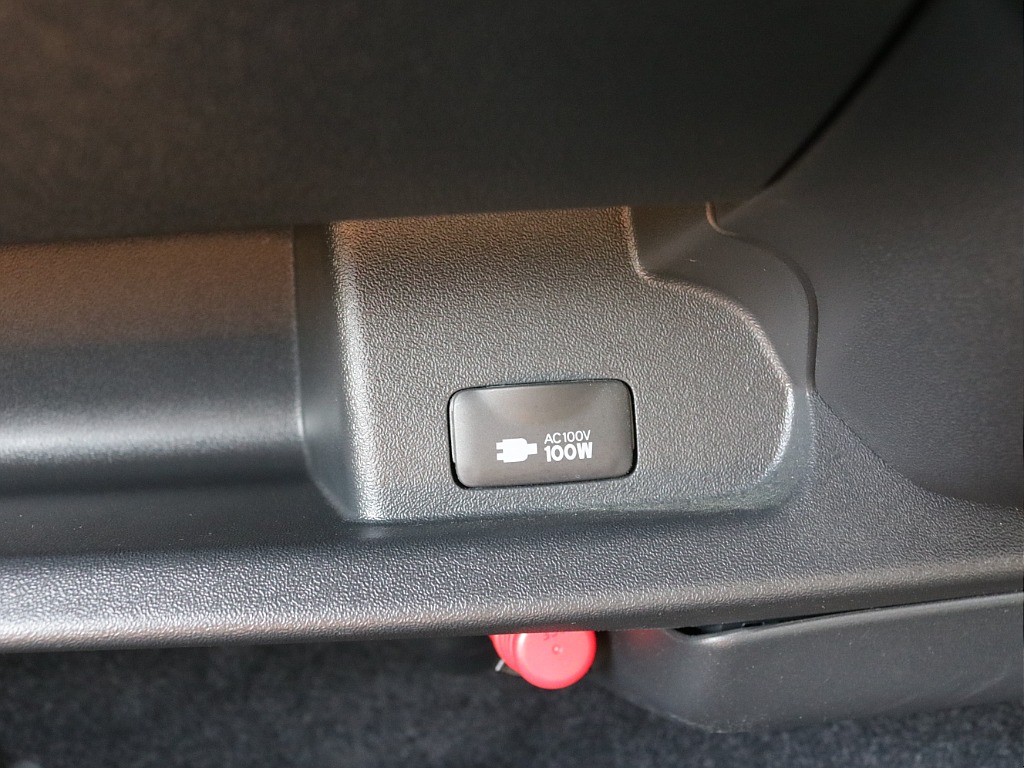 令和４年式ワゴンＧＬパールホワイト人気のＲＥクラシック丸目ライトフェイスチェンジ済み！オリジナル１６インチアルミナスカー１６インチタイヤオリジナルオーバーフェンダーオリジナルＬＥＤテールライト装着済み